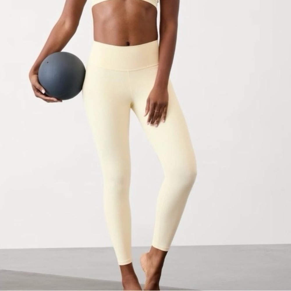 Athleta Women's Ultra High Rise 7/8 Legging